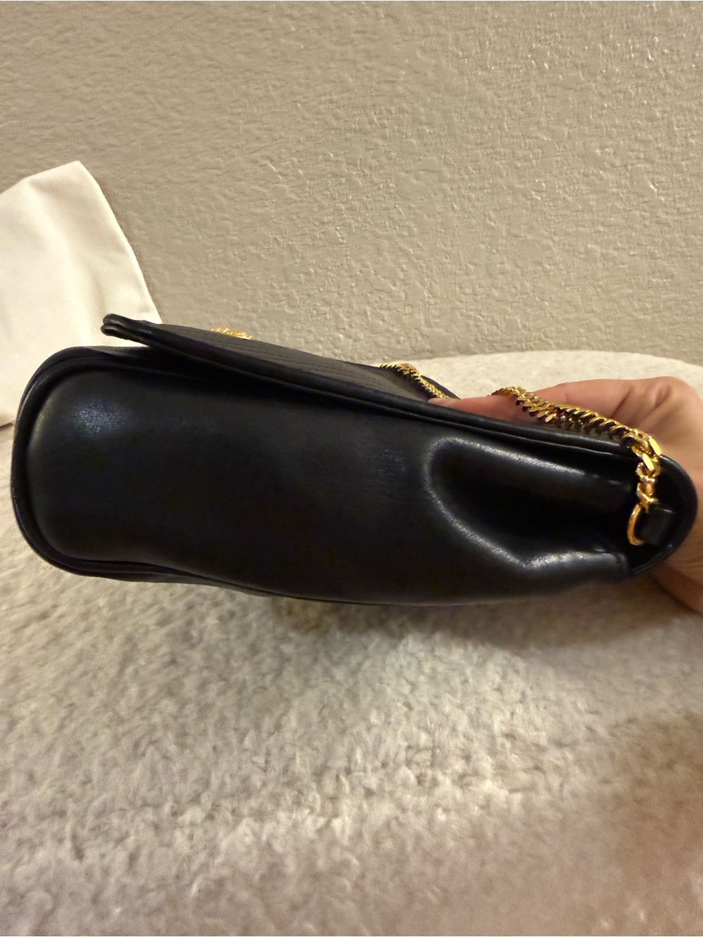 Vintage Celine Black Diagonal Quilted Leather Crossbody bag with Gold Chain - Picture 11 of 16